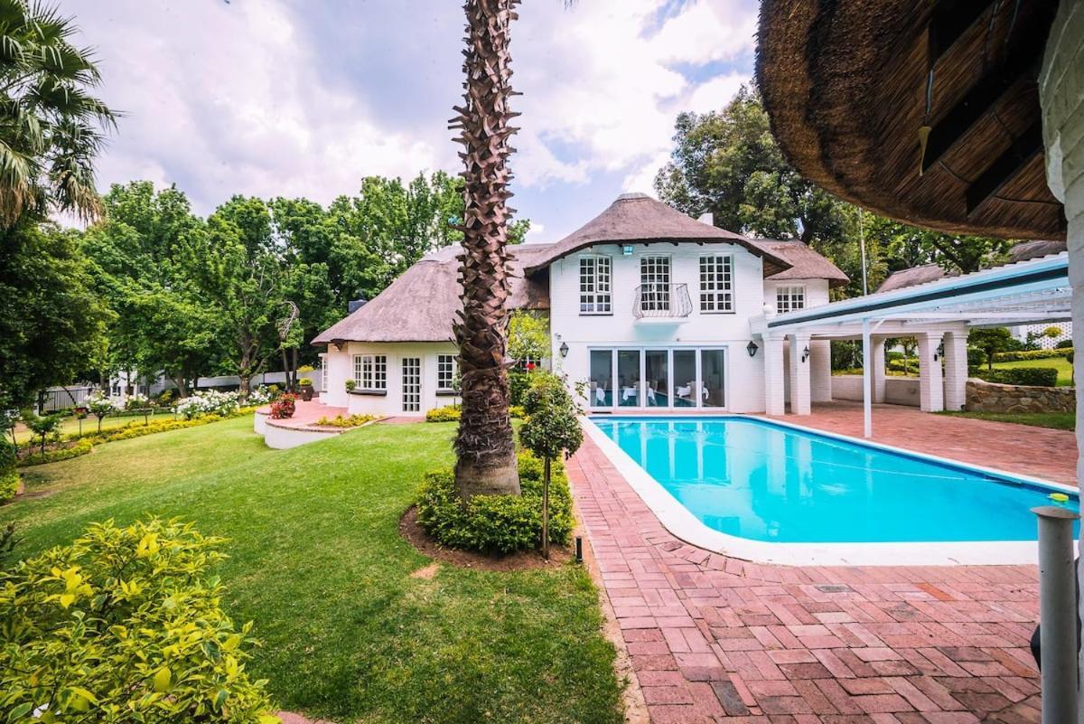 Sandton Country Manor ヨハネスブルグ エクステリア 写真